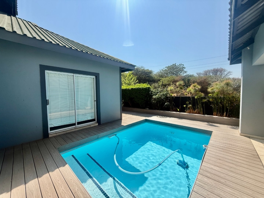 To Let 3 Bedroom Property for Rent in Caribbean Beach Club North West